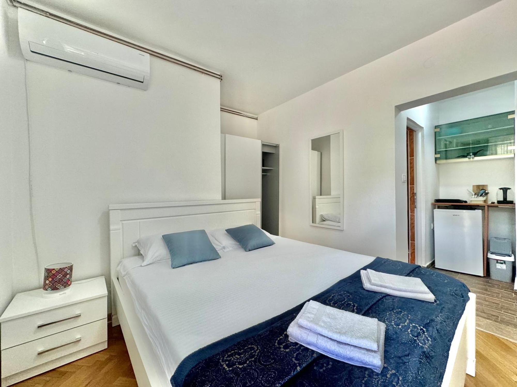 For-A Apartmani Bečići 外观 照片