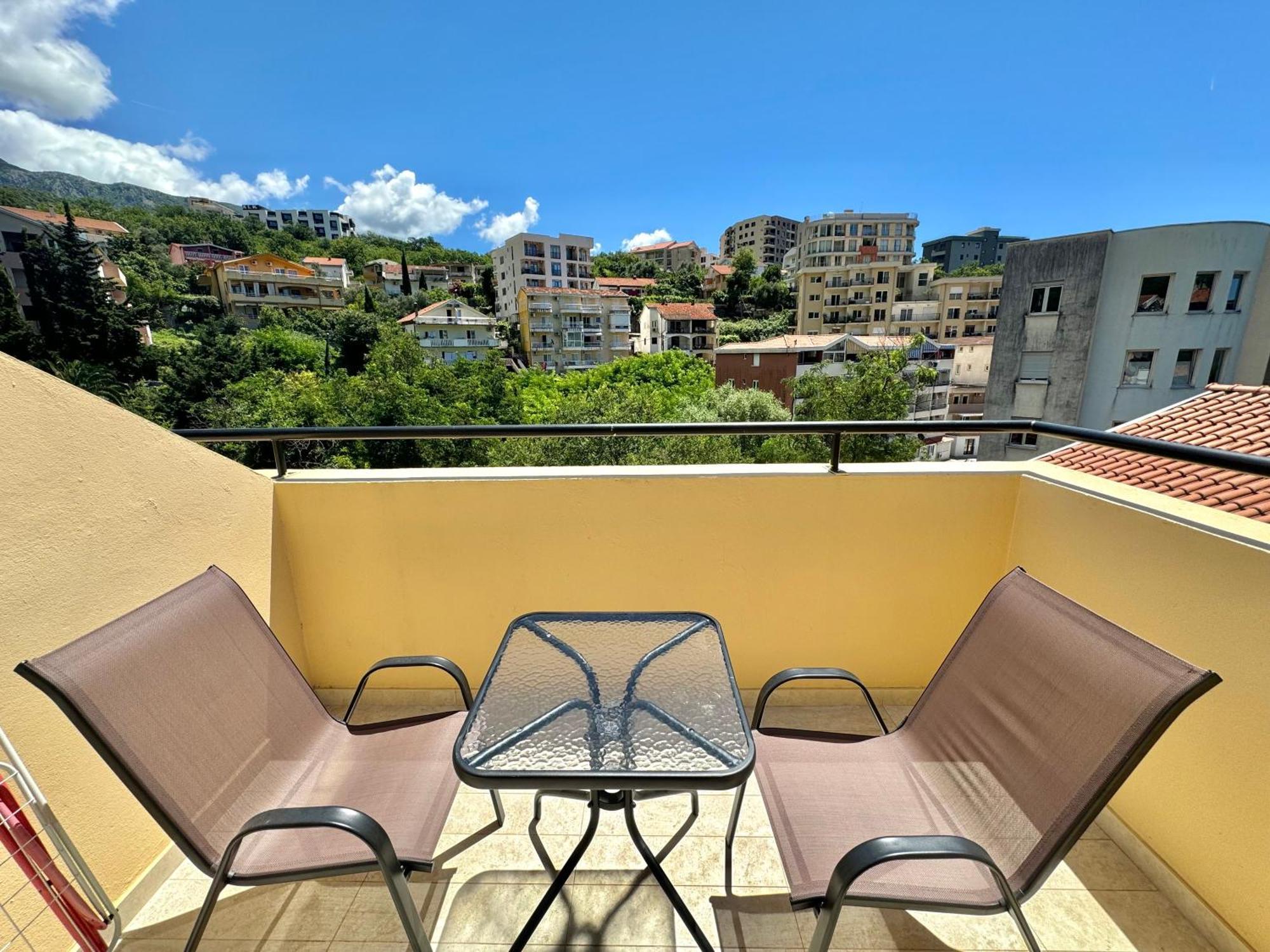 For-A Apartmani Bečići 外观 照片